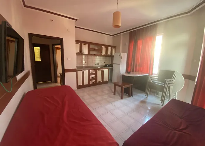 Lavinia Apart & Hotel